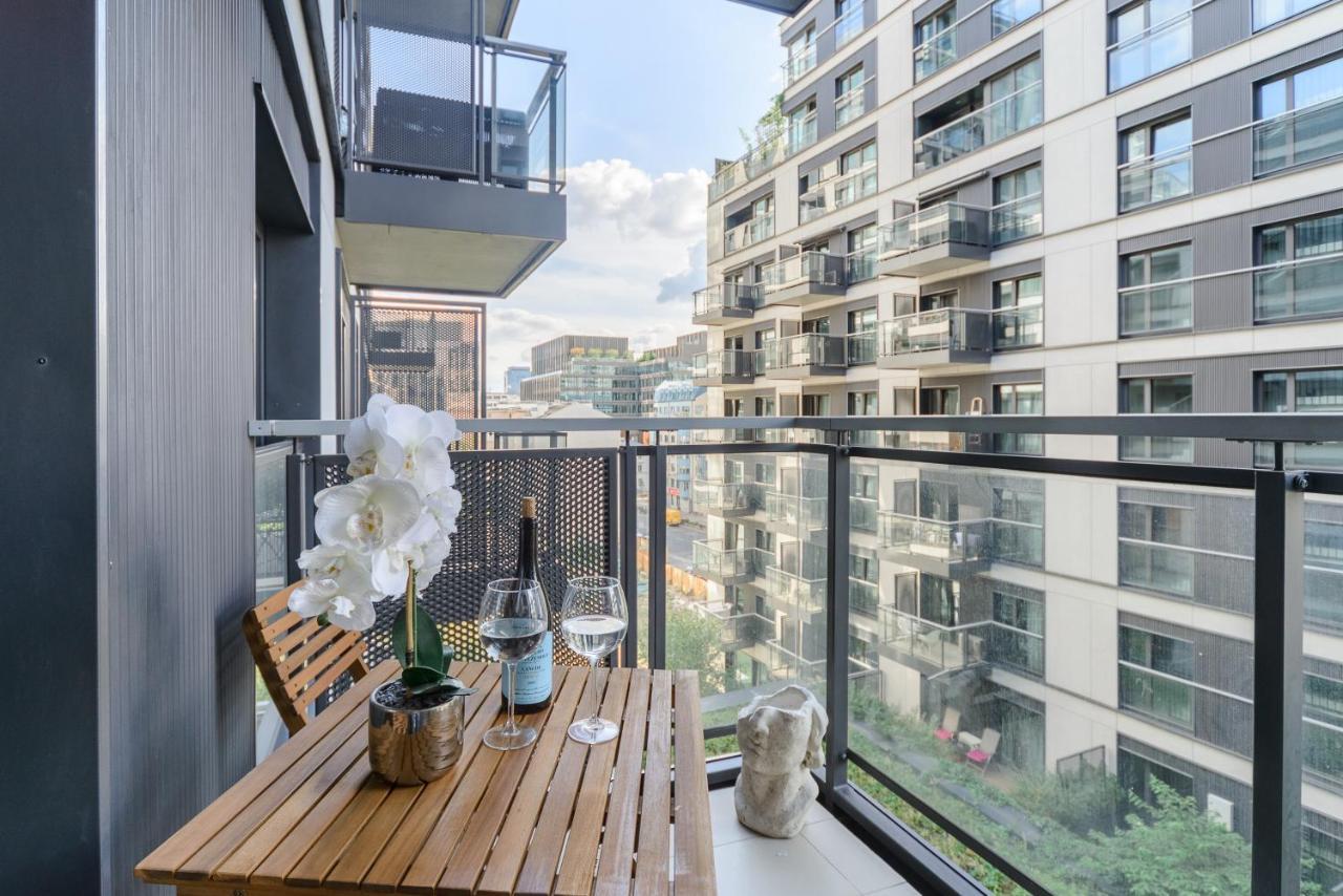 Luxury Apartments On Grzybowska Street In Varšava Exteriér fotografie